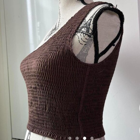 RARE Brandy Melville One shoulder top - Picture 2 of 4